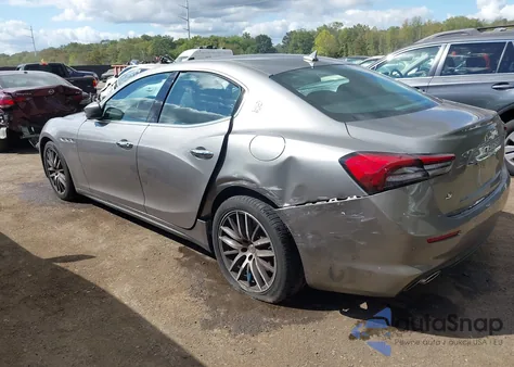 2021 Maserati Ghibli S из США, поврежденный, VIN ZAM57YSA1M1357656